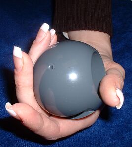 photo shows vent in ball valve ball for sodium hypochlorite applications